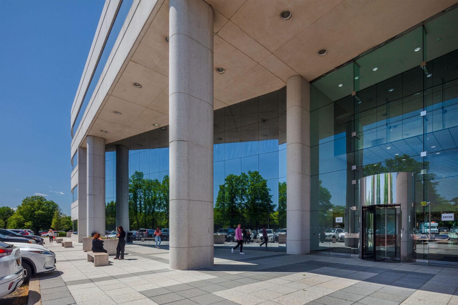 395 N Service Road Entrance
